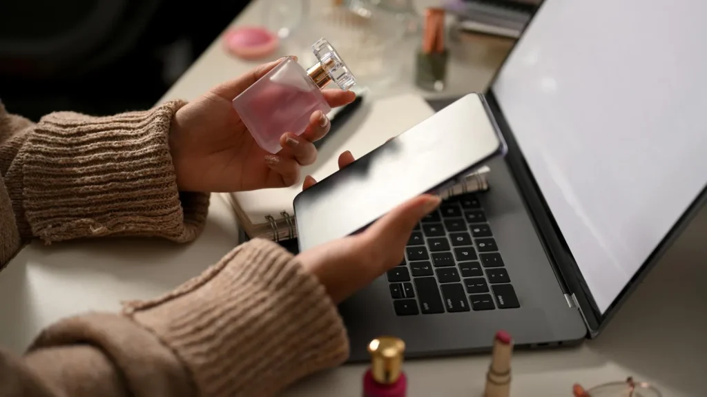 Kako čitati mirisne note pri online kupovini parfema